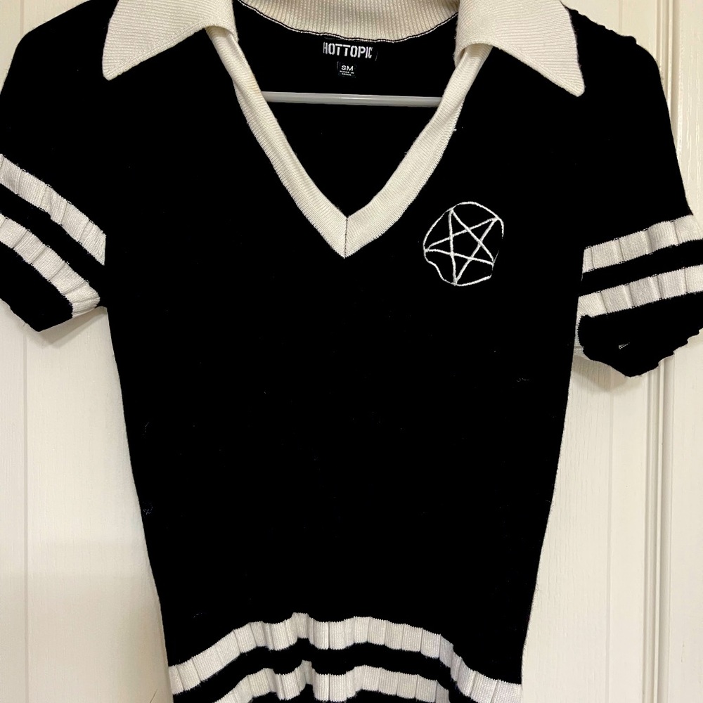 Pentagram Top